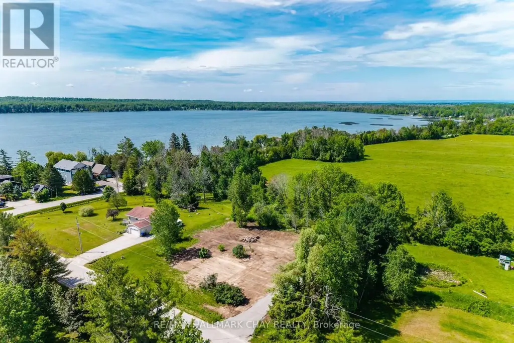 2322 North Orr Lake Road, Springwater
